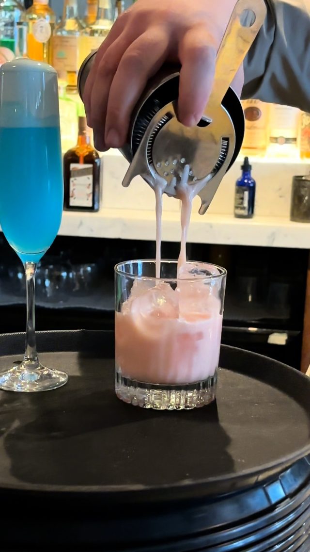 Late night plans = sorted π Enjoy an evening of delicious food and drinks, with restaurants open late in Eldon Square! We've got your cravings satisfied π½οΈβ¨ππ» Don't wait - book your table today! (Opening times may vary by restaurant).