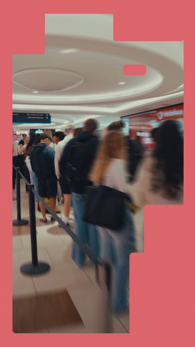 ✨ A year full of moments, memories and magic at Eldon Square ✨2025 has truly been one to remember. We welcomed exciting new names, including @pureseouluk, @flightclubdarts, @pret and @chit_n_chaat, while favourites like @nextofficial, @riverisland, @clintonscards and @caffenero unveiled refreshed and reimagined stores 🎉From fashion highlights and foodie moments to Student Night, family fun every half term and exciting events, the centre buzzed all year long. We were also proud to celebrate Newcastle’s achievements and work alongside local charities, community groups and businesses 💛Thank you for being part of our 2025. Wishing you a very Happy New Year from all of us at Eldon Square - here’s to an even brighter 2026 🥂✨#eldonsquare #happynewyear #yearinreview