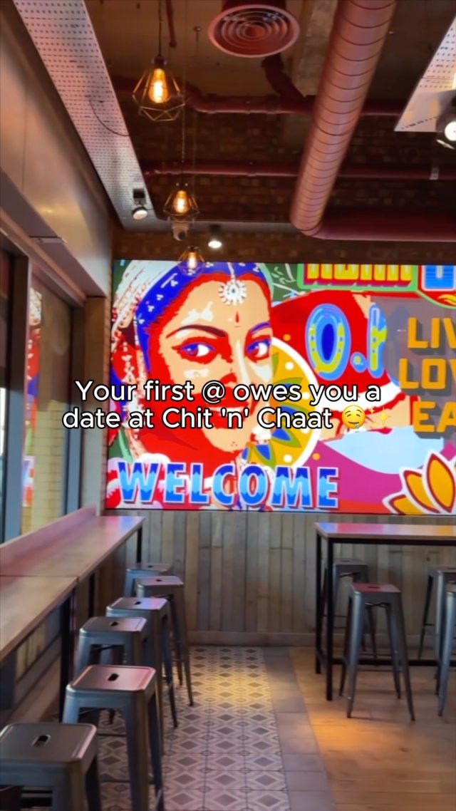 It's time to spice up your life at @chit_n_chaat 🌶️✨👉🏻 From mouth-watering curries to street food favourites, there's something for everyone to enjoy...Tag someone who you're bringing for a dinner date 👀⏰ Open until 10PM, Mon-Sat